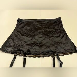 High waisted lace back vintage inspired garter belt